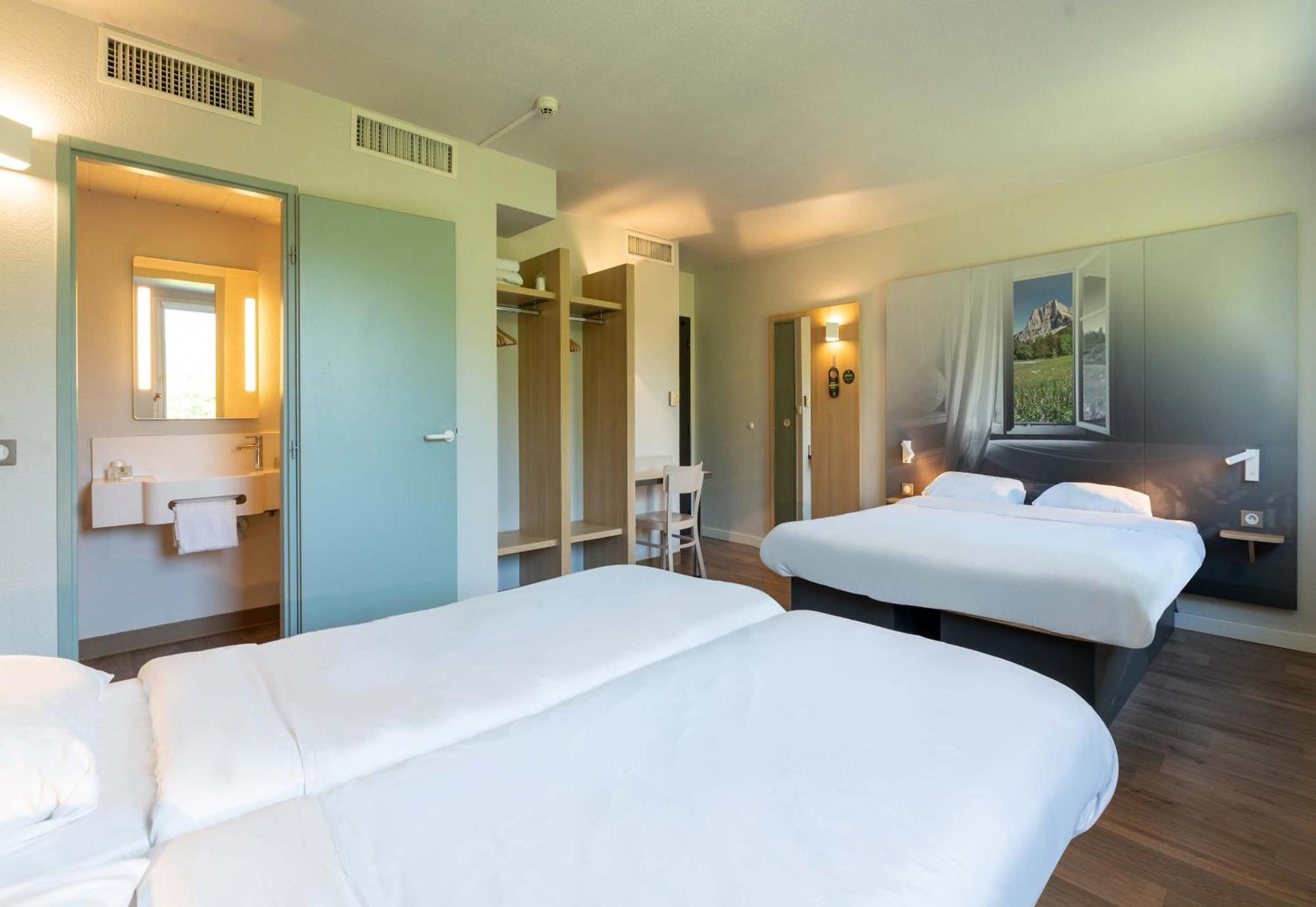 Sainte-Marie-de-Cuines B&B Hotel Saint Jean De Maurienne מראה חיצוני תמונה