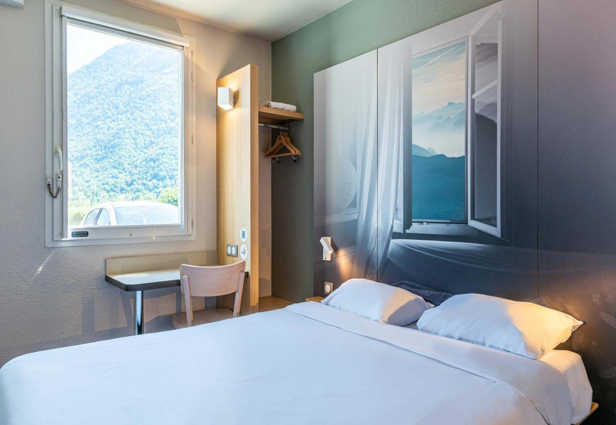 Sainte-Marie-de-Cuines B&B Hotel Saint Jean De Maurienne מראה חיצוני תמונה