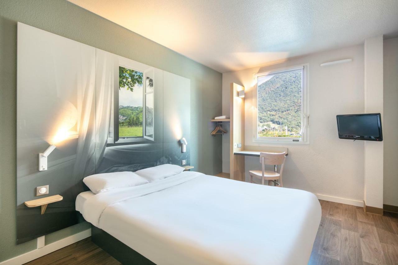 Sainte-Marie-de-Cuines B&B Hotel Saint Jean De Maurienne מראה חיצוני תמונה