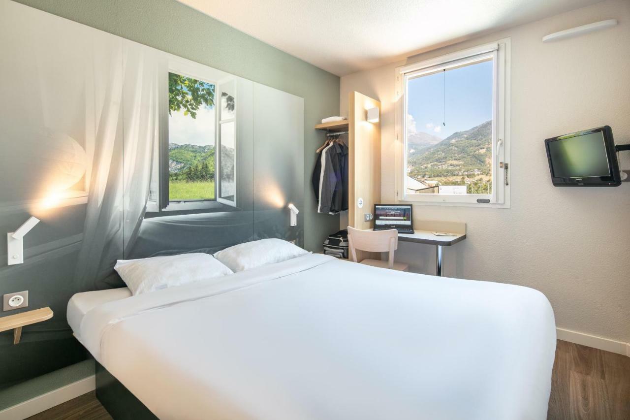 Sainte-Marie-de-Cuines B&B Hotel Saint Jean De Maurienne מראה חיצוני תמונה
