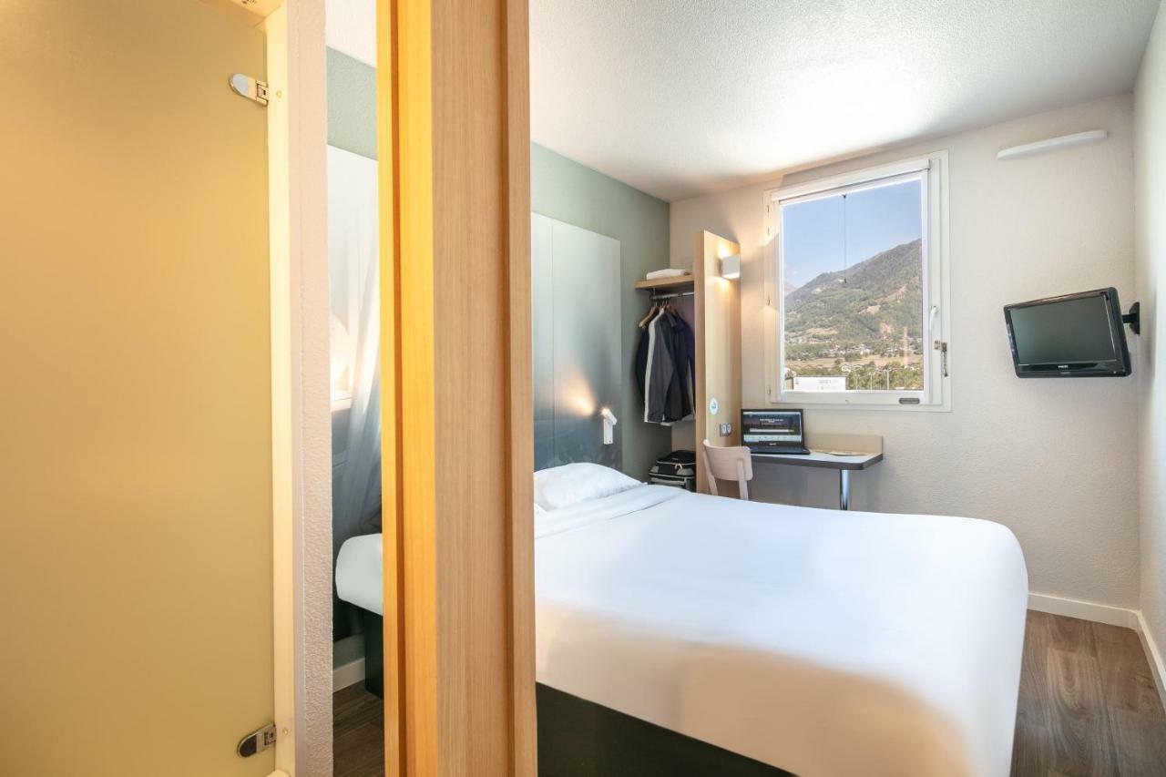 Sainte-Marie-de-Cuines B&B Hotel Saint Jean De Maurienne מראה חיצוני תמונה
